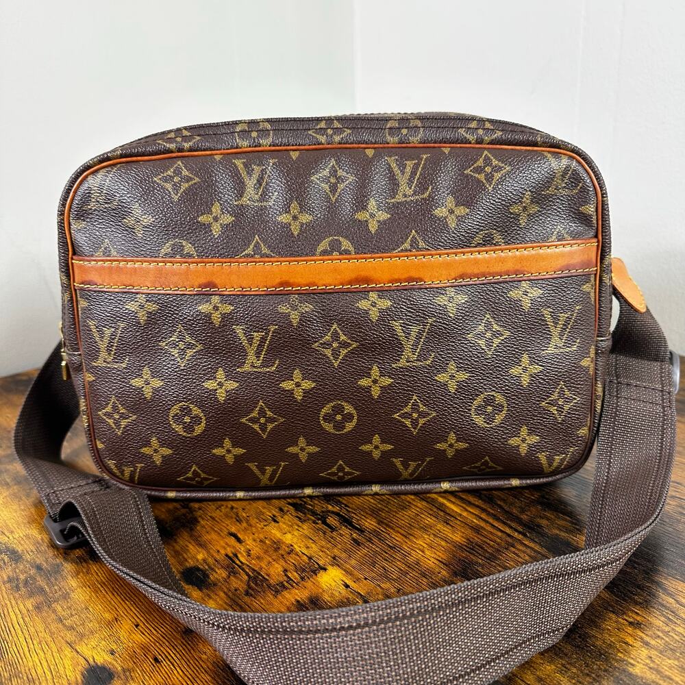 Louis Vuitton Vintage Monogram Reporter PM Shoulder Bag